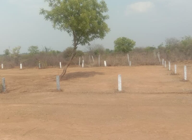 200 Sqyds Land for sale near Shamsabad
